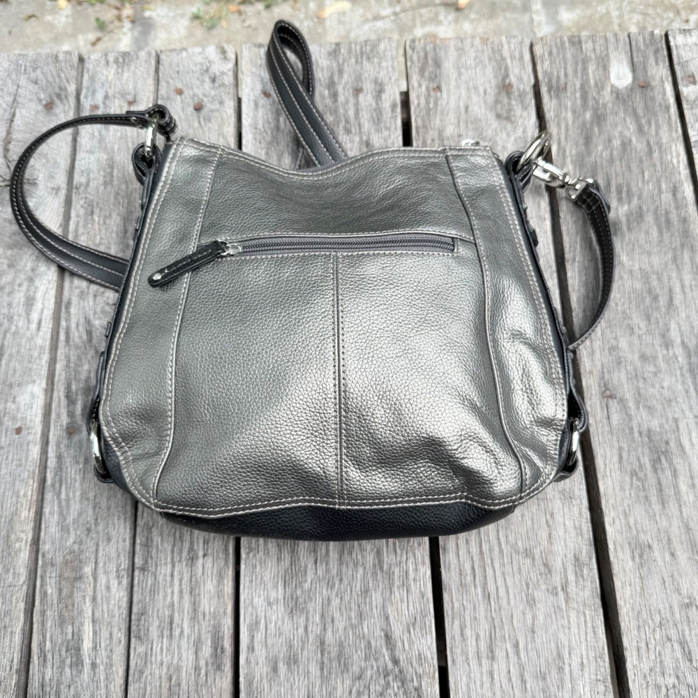 Tignanello Metallic Pewter Leather Crossbody Bag Black Trim A225997‎ Hobo Purse